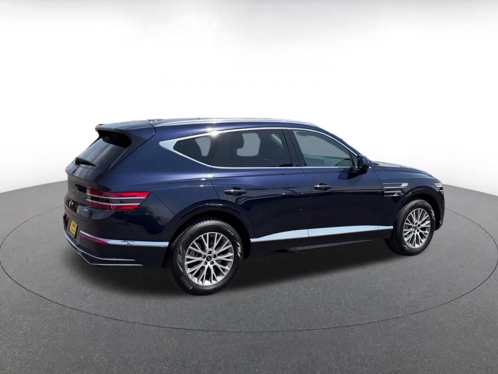 Thumbnail: 2026 Genesis GV80 - 13