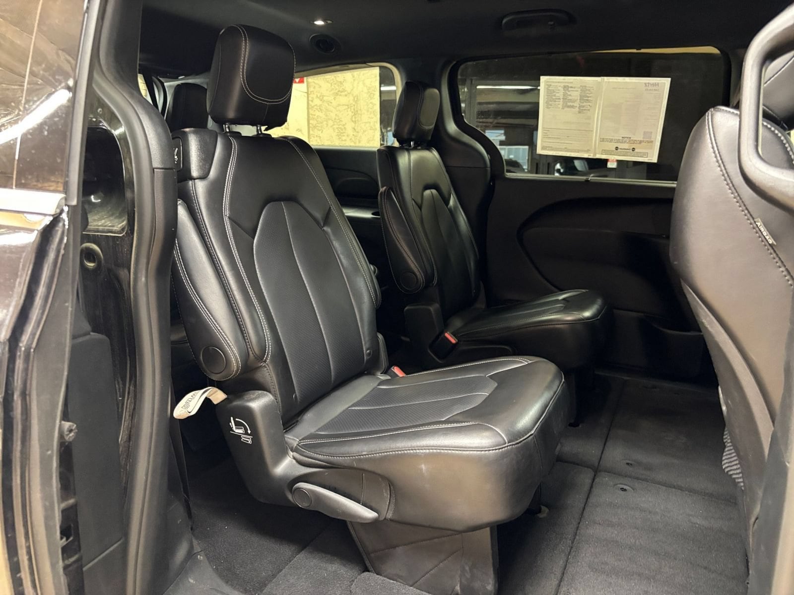 Thumbnail: 2025 Chrysler Pacifica - 26