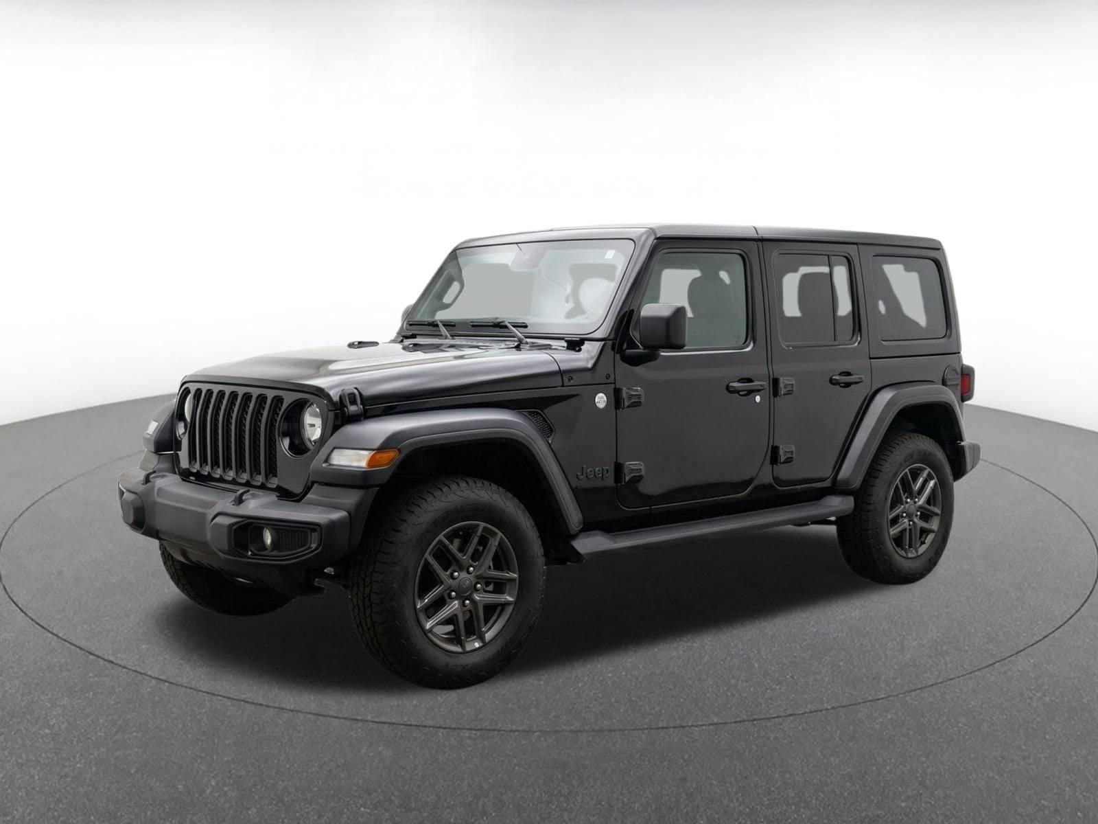 Thumbnail: 2025 Jeep Wrangler - 3