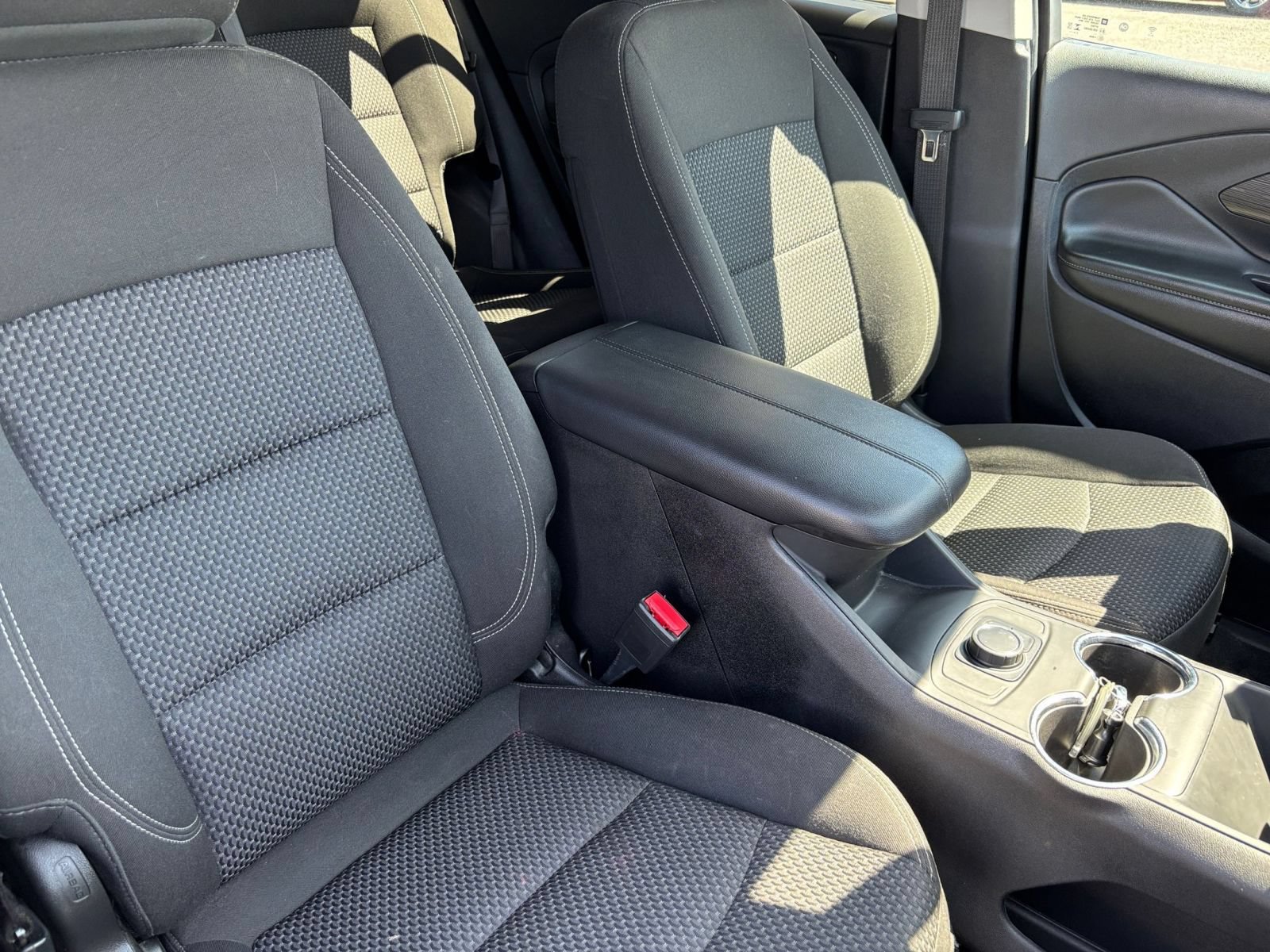 Thumbnail: 2024 GMC Terrain - 34
