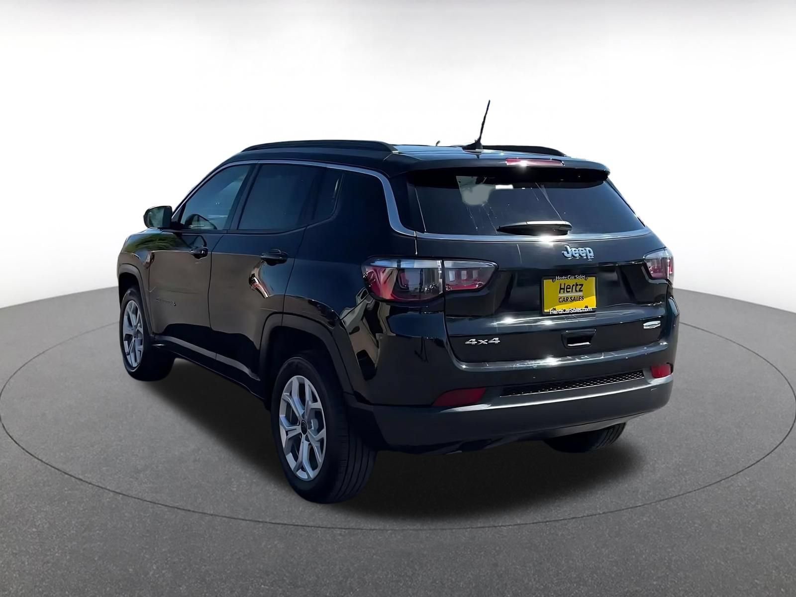 Thumbnail: 2025 Jeep Compass - 10