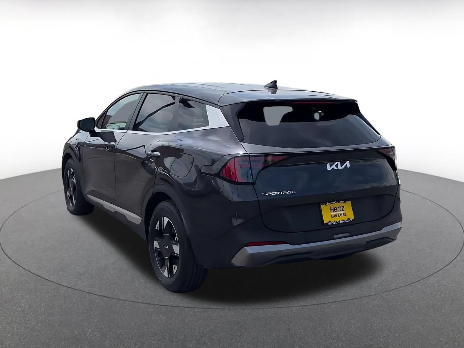 Thumbnail: 2026 Kia Sportage - 10