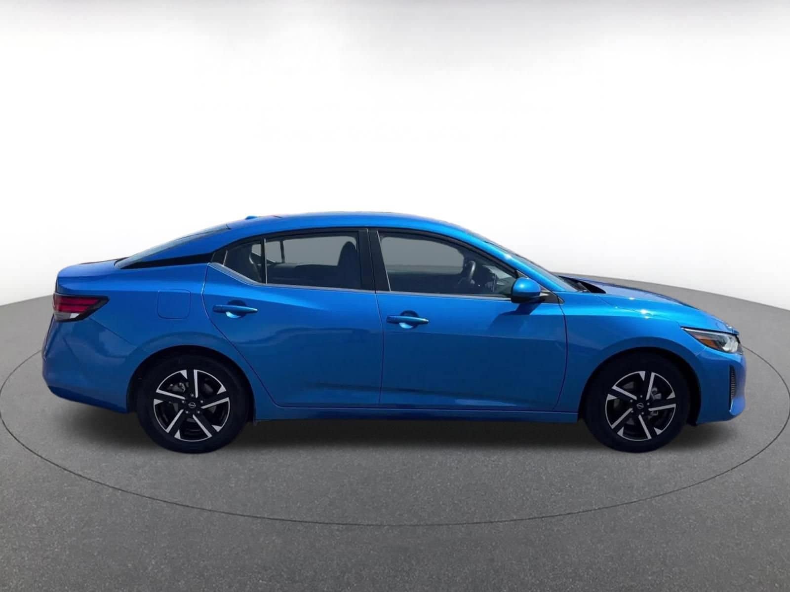 Thumbnail: 2025 Nissan Sentra - 15