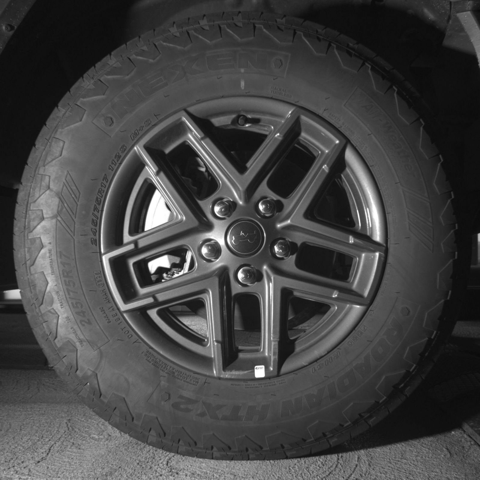 Thumbnail: 2025 Jeep Wrangler - 15