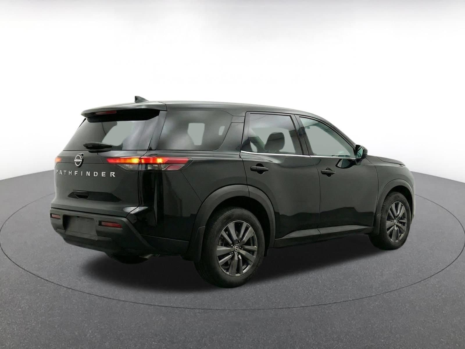 Thumbnail: 2025 Nissan Pathfinder - 10