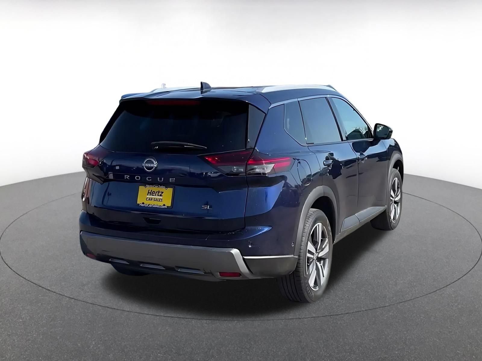 Thumbnail: 2026 Nissan Rogue - 14