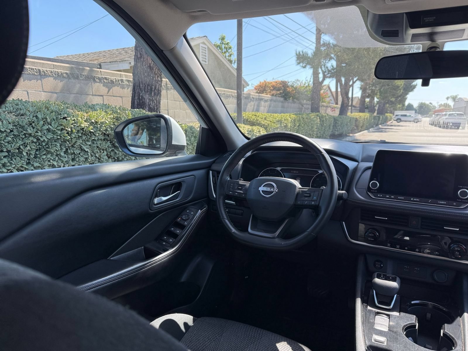 Thumbnail: 2025 Nissan Rogue - 32