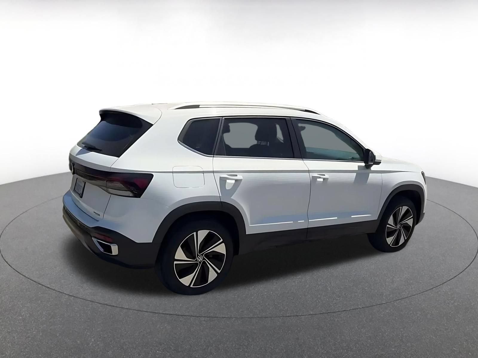 Thumbnail: 2026 Volkswagen Taos - 13