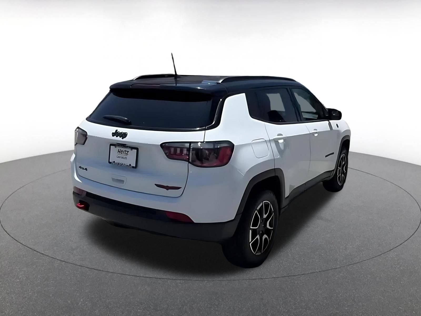 Thumbnail: 2025 Jeep Compass - 13