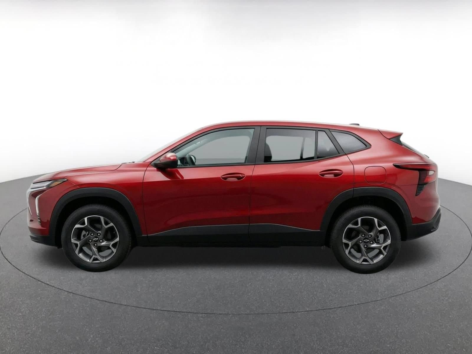 Thumbnail: 2025 Chevrolet Trax - 4