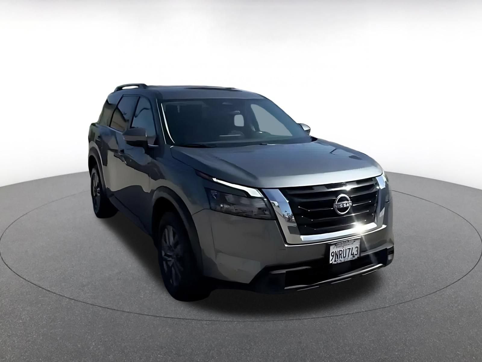 Thumbnail: 2025 Nissan Pathfinder - 3