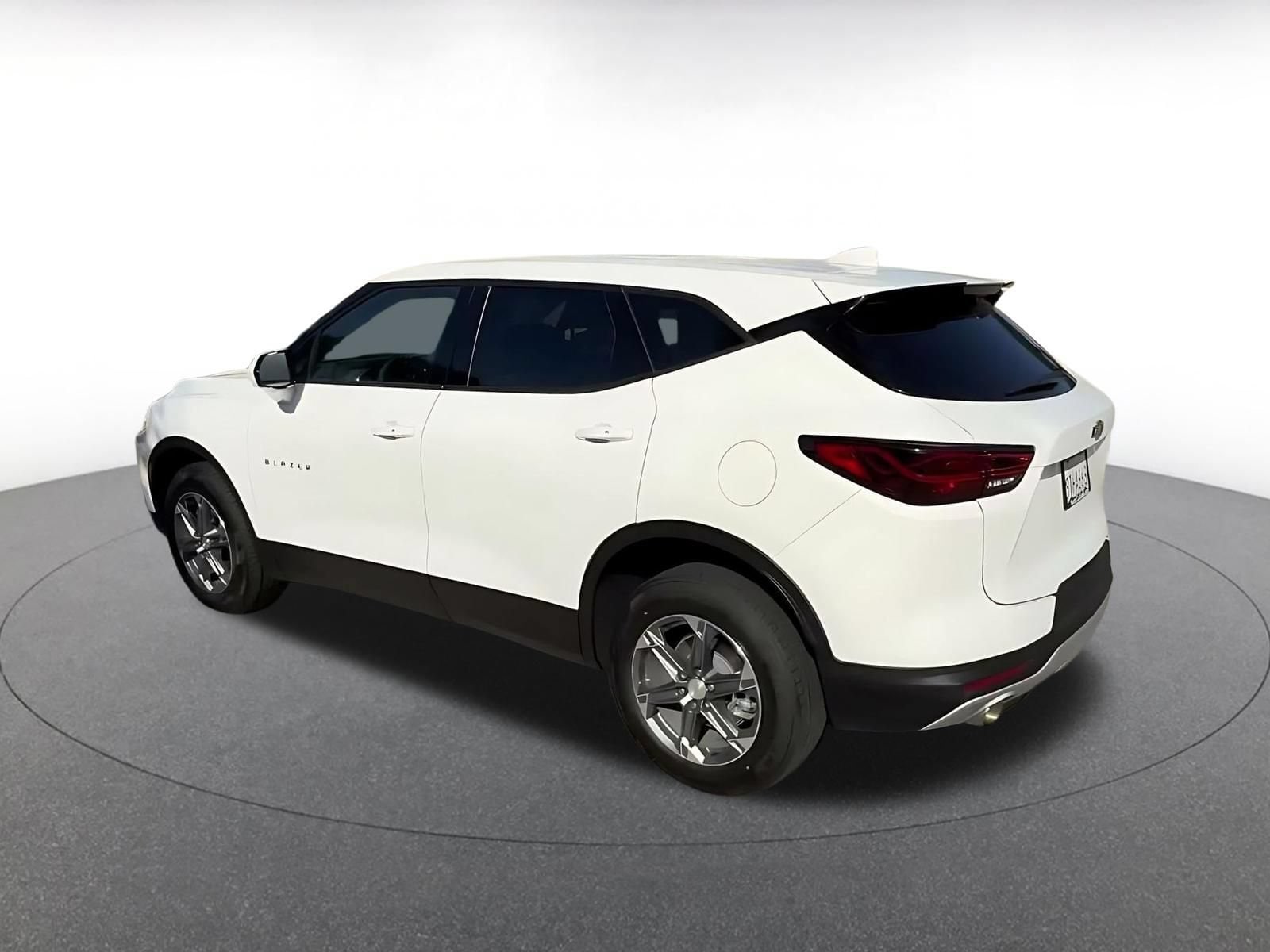 Thumbnail: 2025 Chevrolet Blazer - 9
