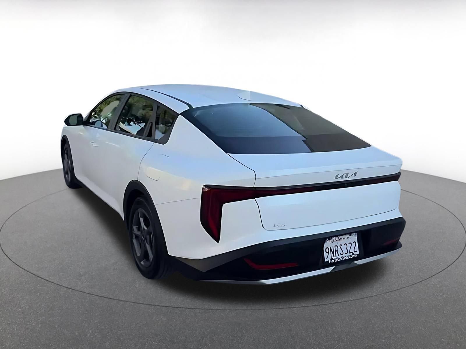 Thumbnail: 2025 Kia K4 - 4