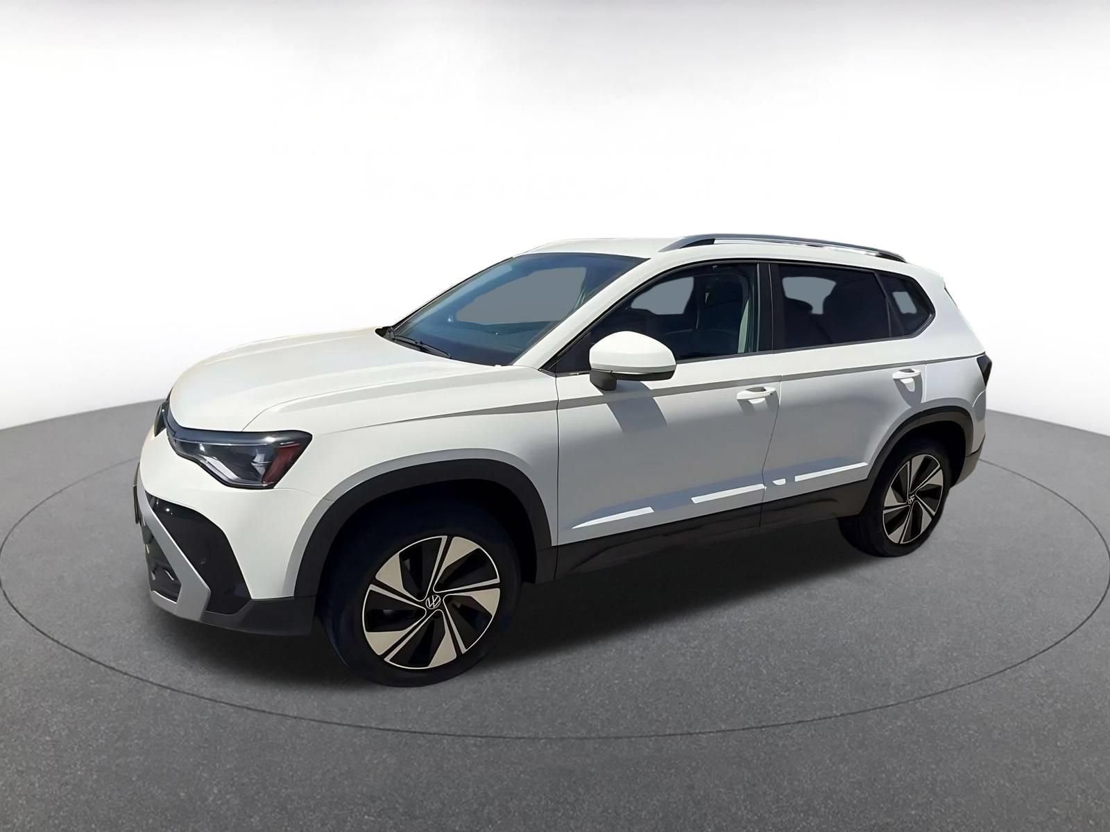 Thumbnail: 2026 Volkswagen Taos - 7