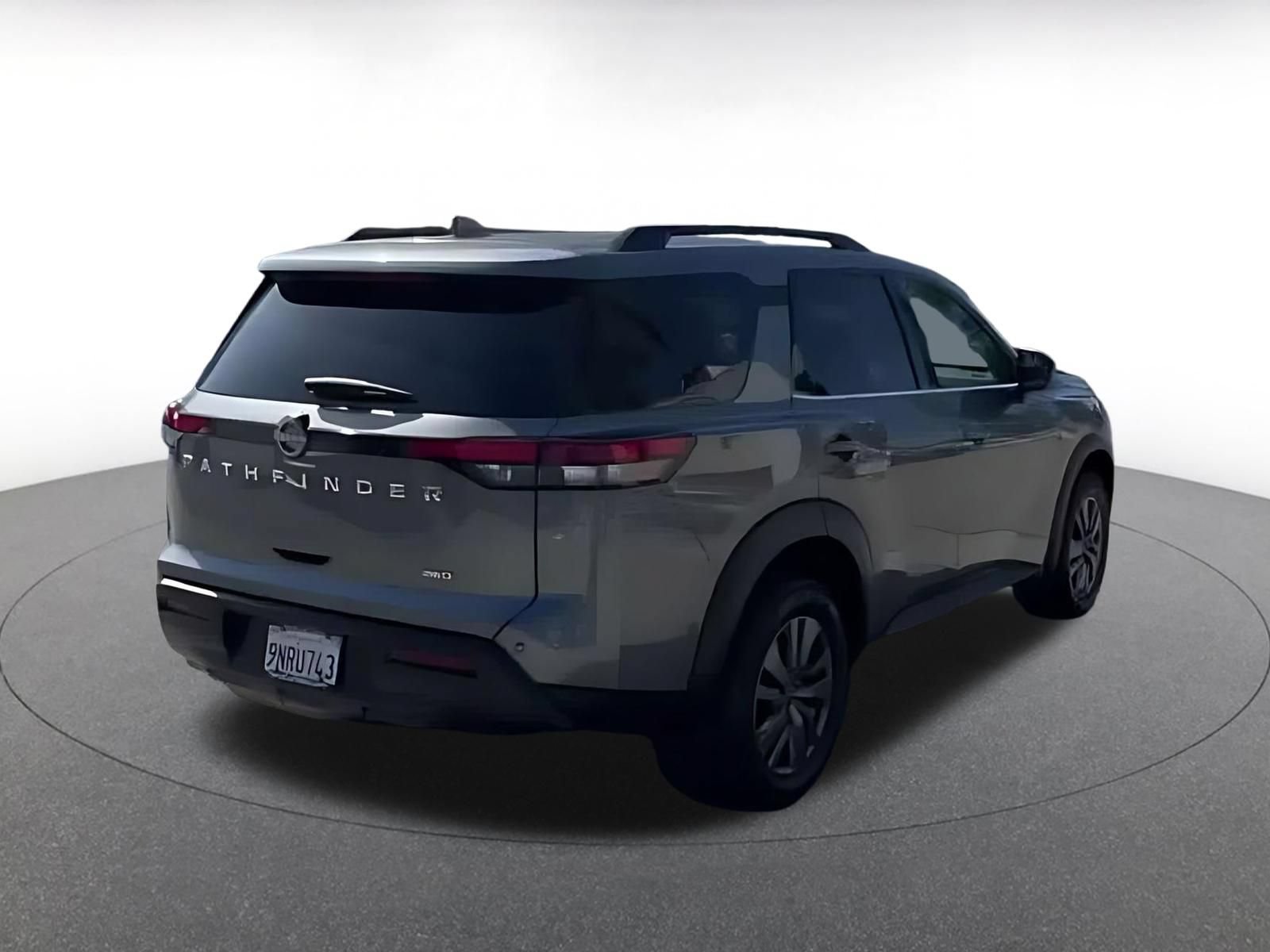 Thumbnail: 2025 Nissan Pathfinder - 13