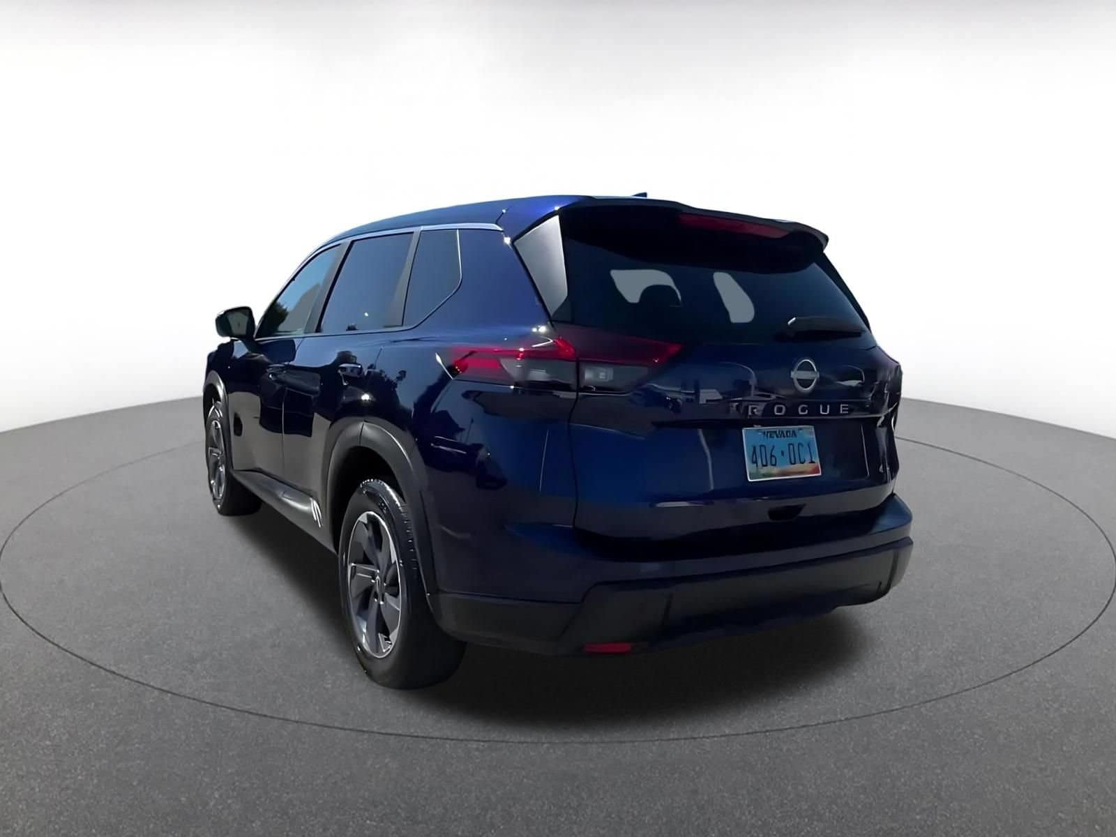Thumbnail: 2025 Nissan Rogue - 10
