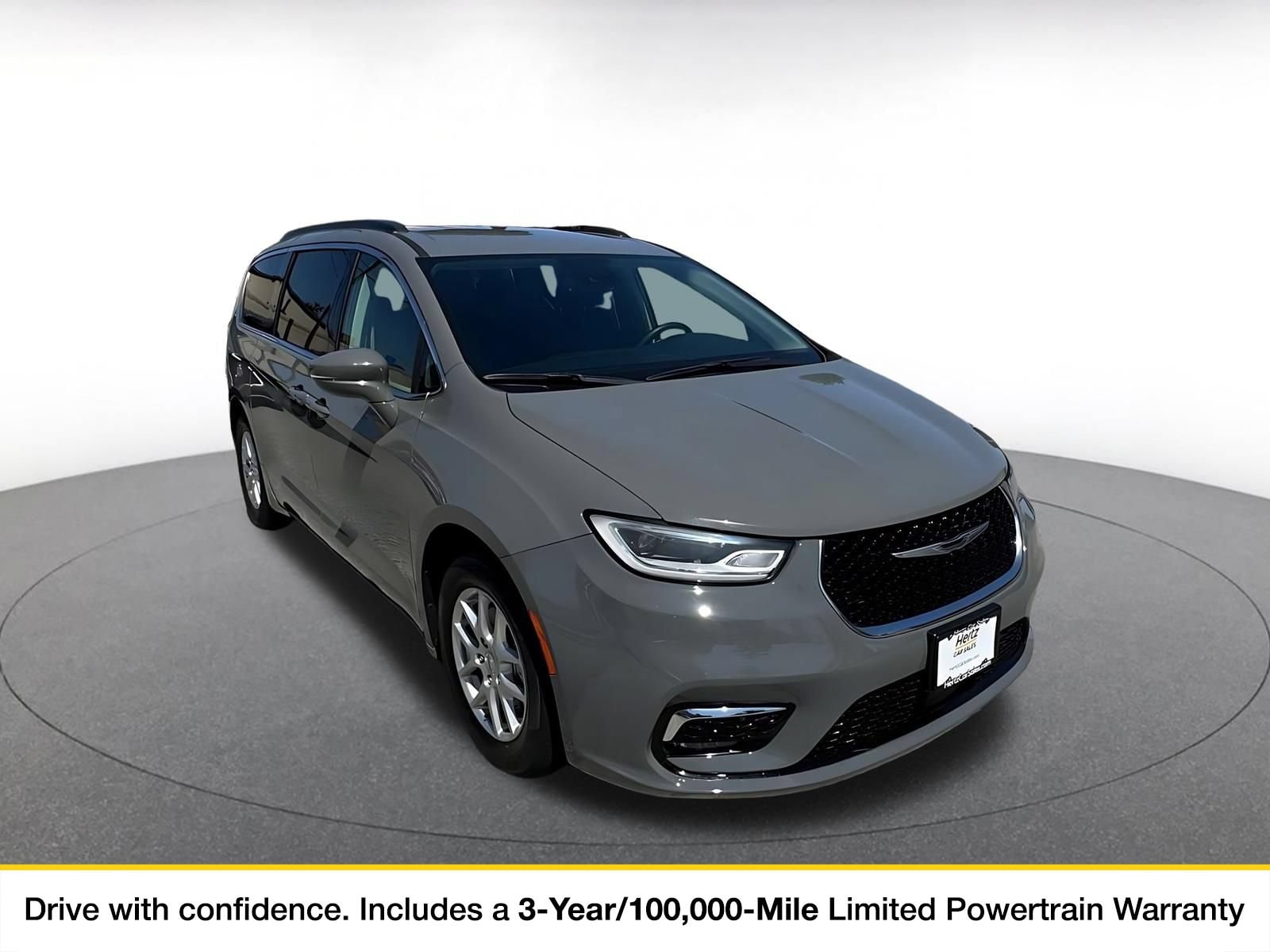 Thumbnail: 2022 Chrysler Pacifica - 1
