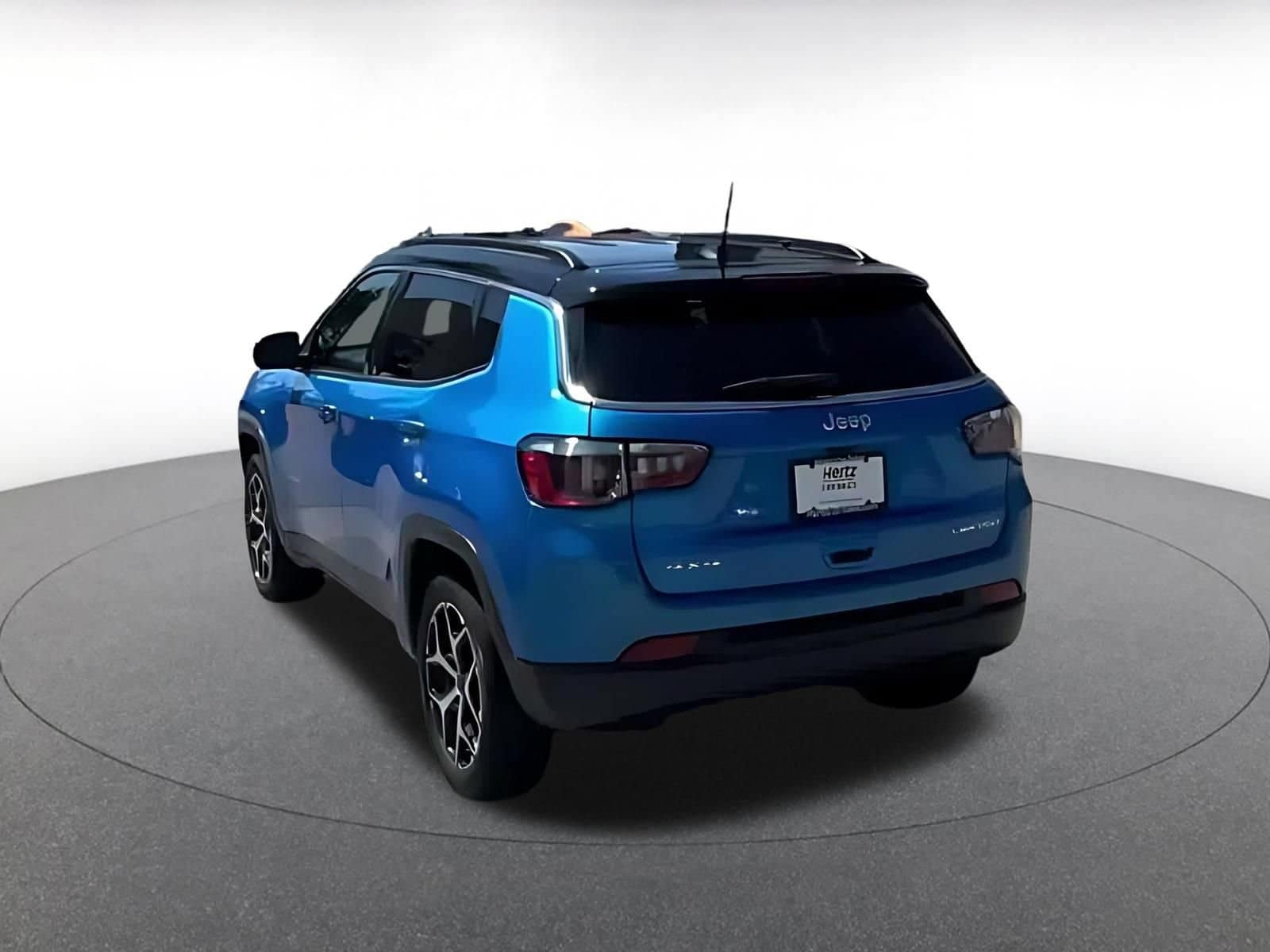Thumbnail: 2025 Jeep Compass - 4