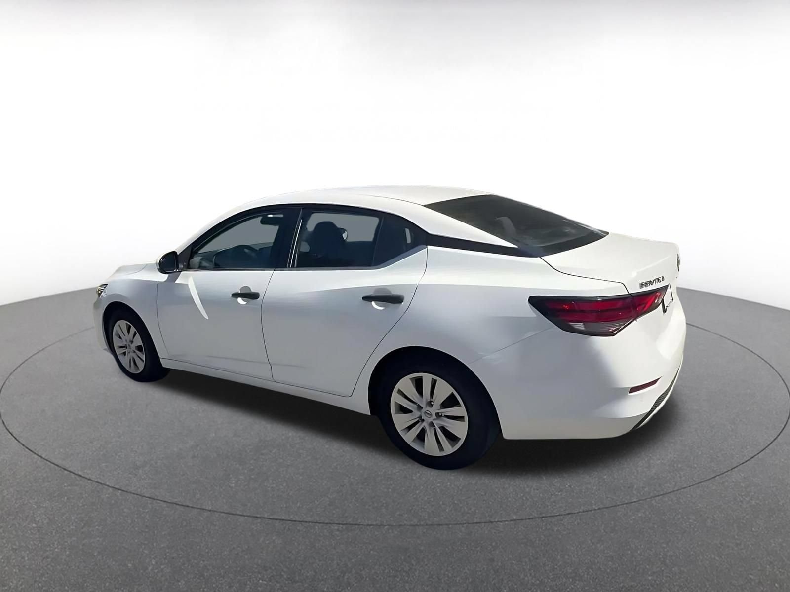 Thumbnail: 2025 Nissan Sentra - 9