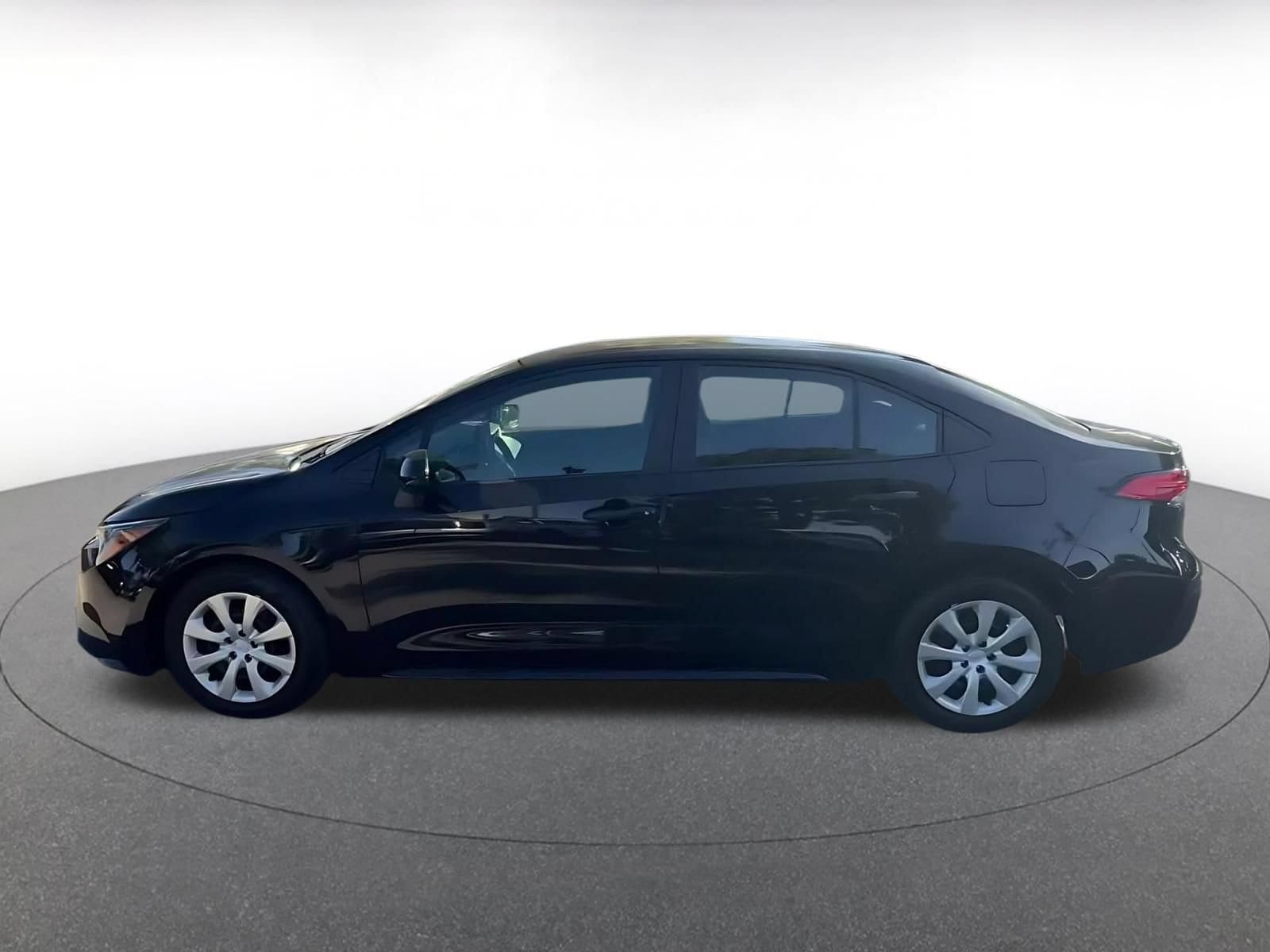 Thumbnail: 2025 Toyota Corolla - 7