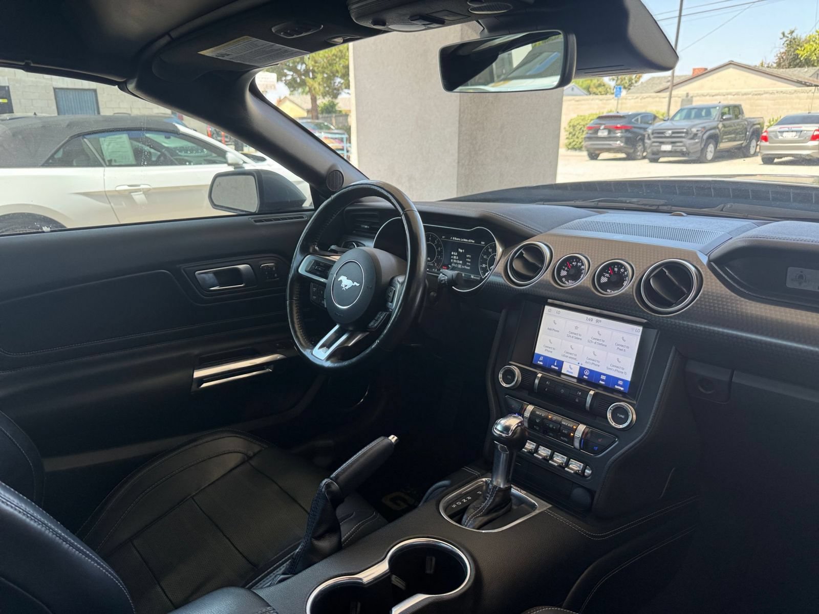 Thumbnail: 2022 Ford Mustang - 34