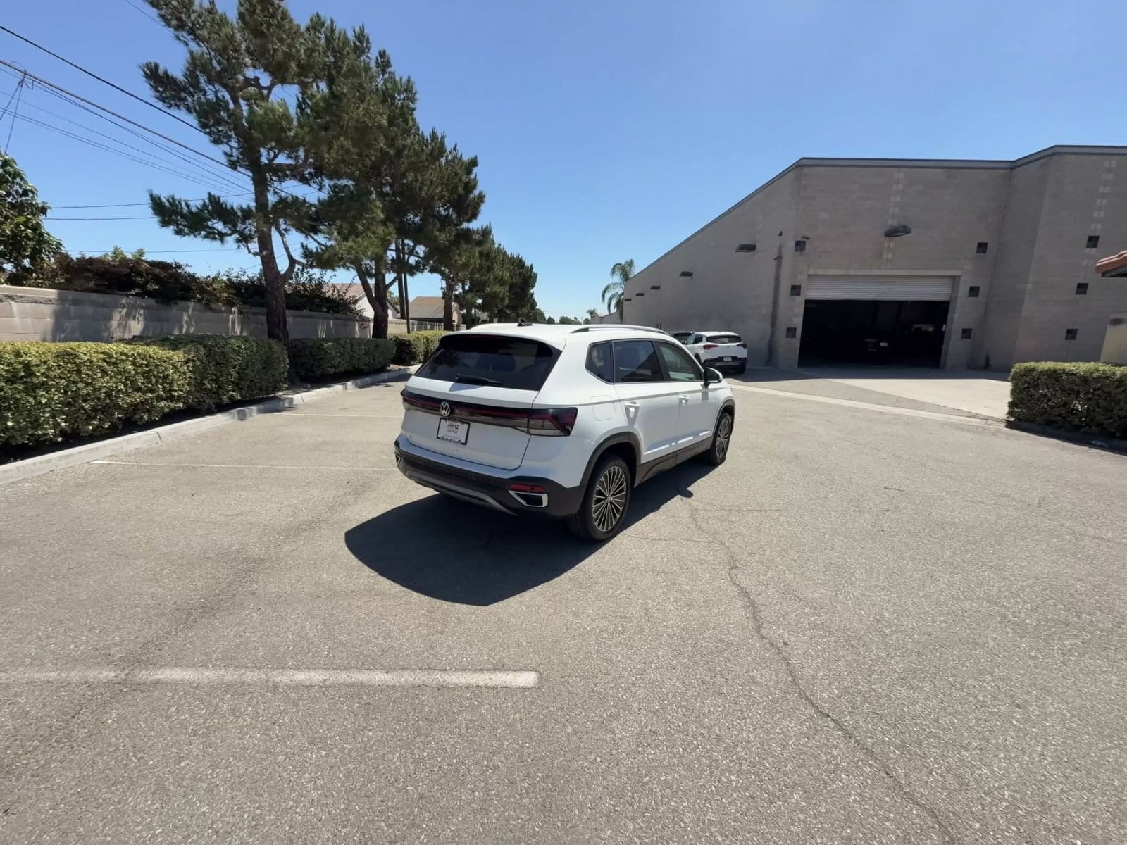 Thumbnail: 2026 Volkswagen Taos - 12