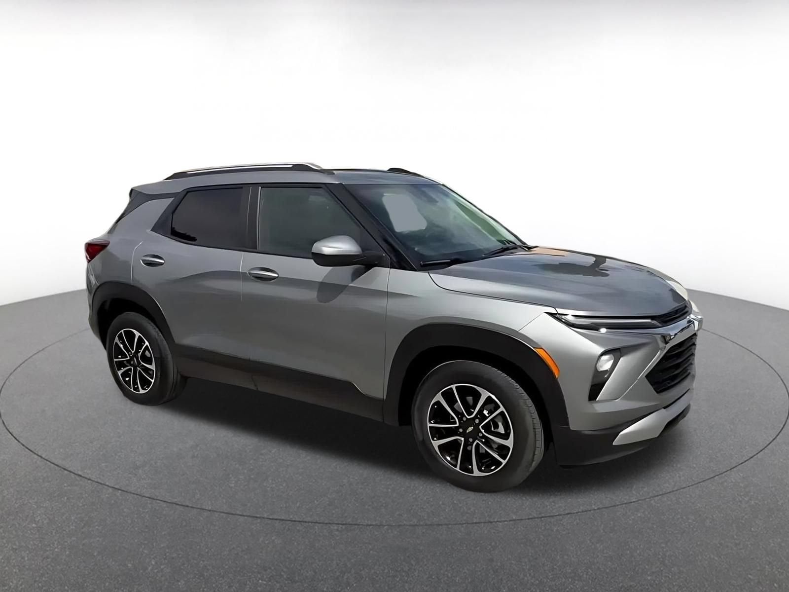 Thumbnail: 2025 Chevrolet TrailBlazer - 2