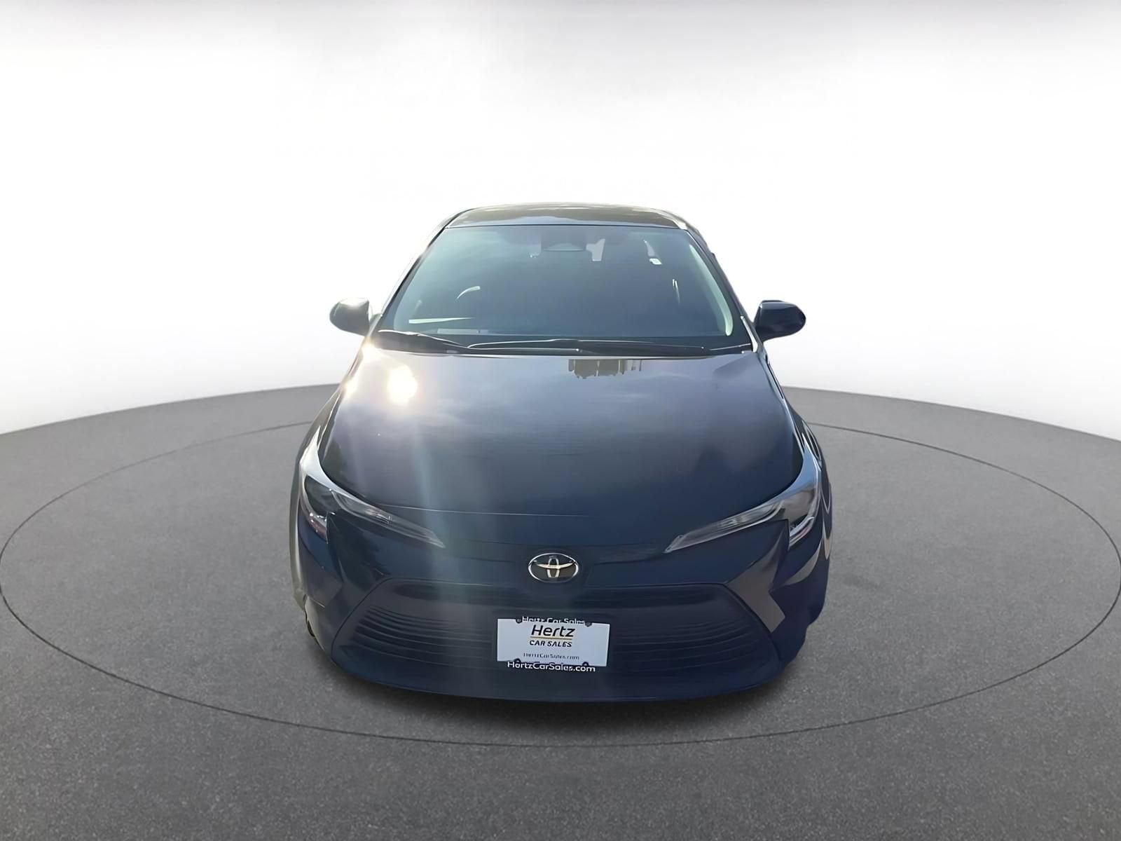 Thumbnail: 2025 Toyota Corolla - 3
