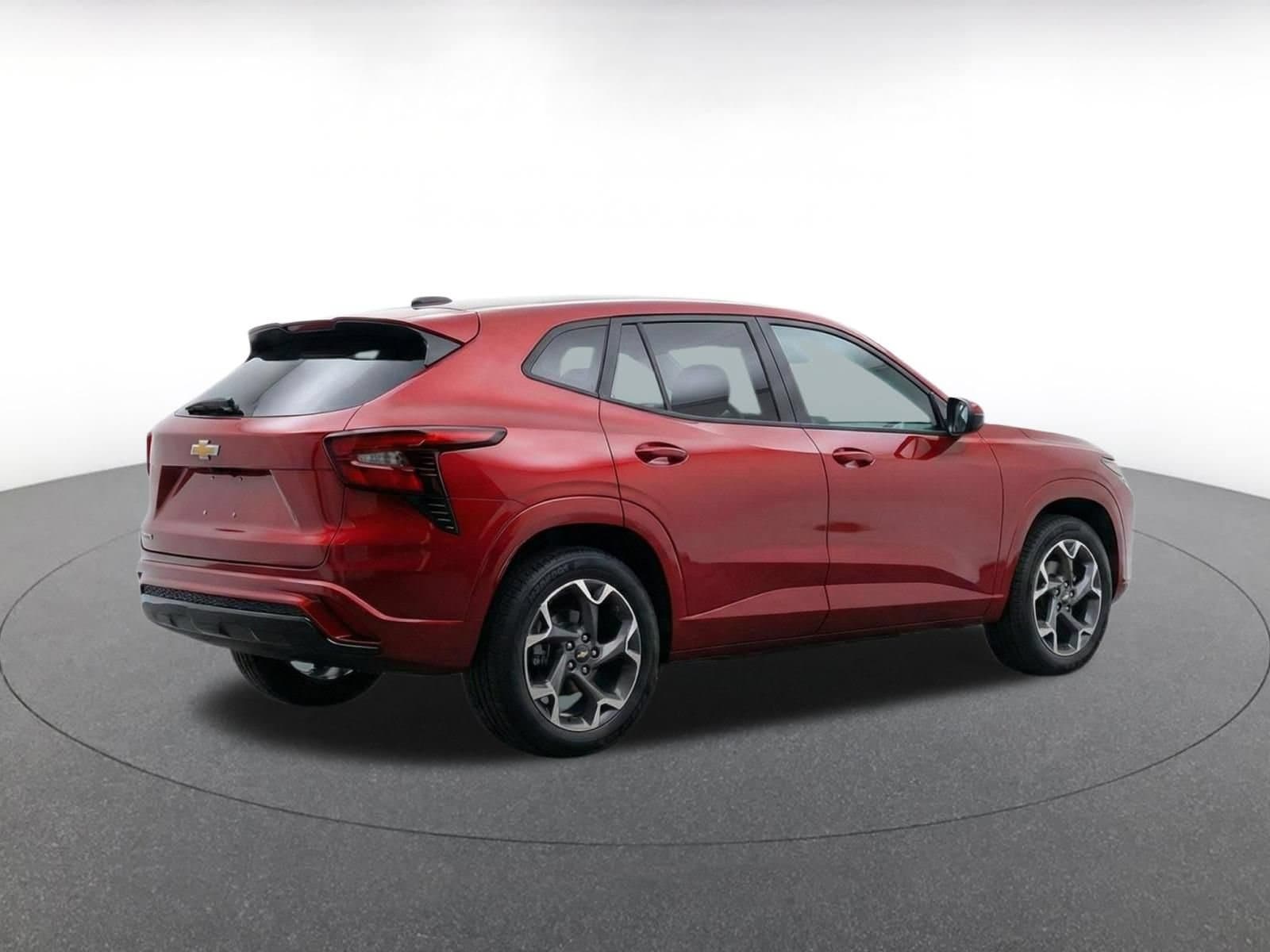 Thumbnail: 2025 Chevrolet Trax - 8
