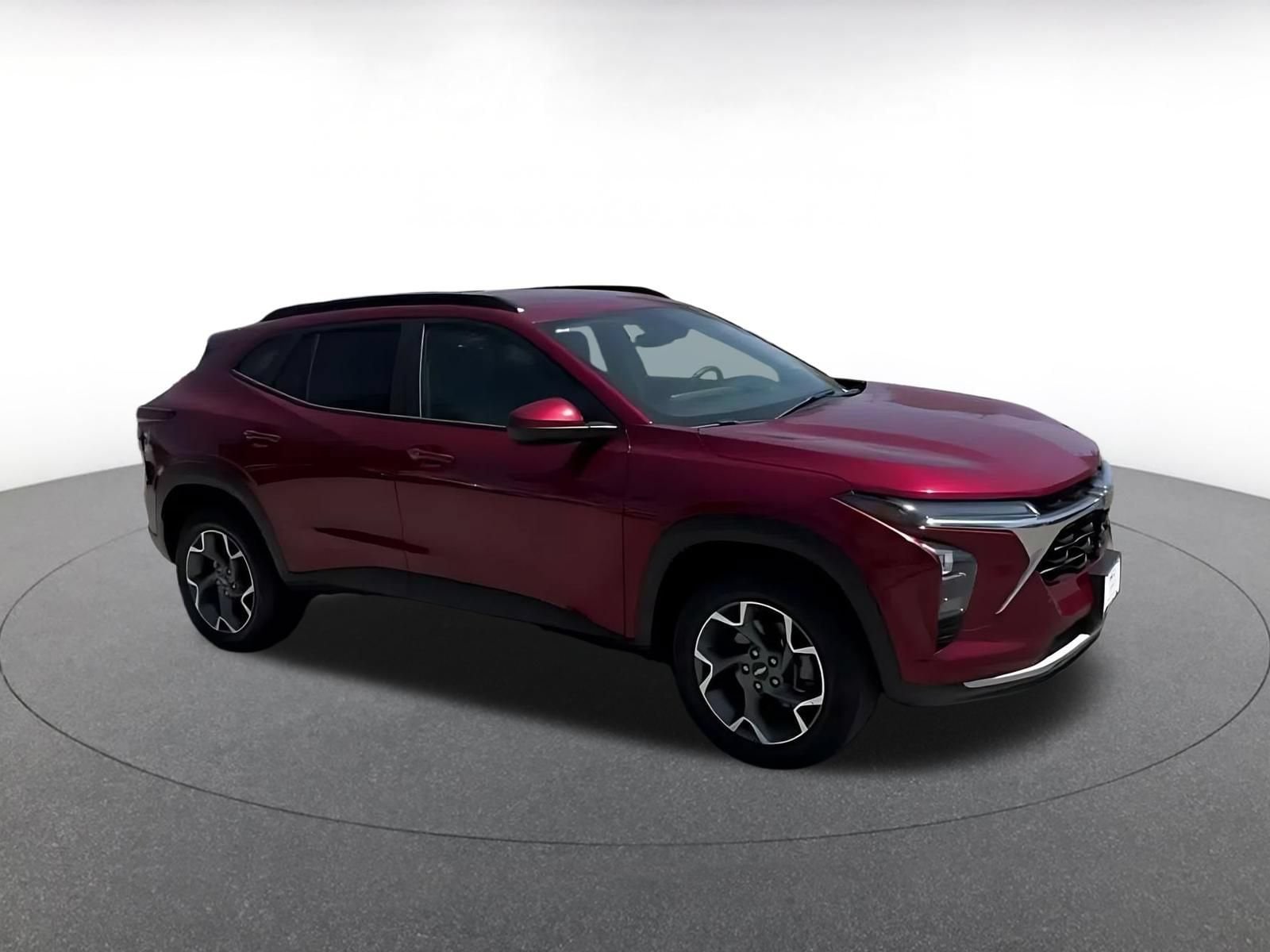 Thumbnail: 2025 Chevrolet Trax - 2