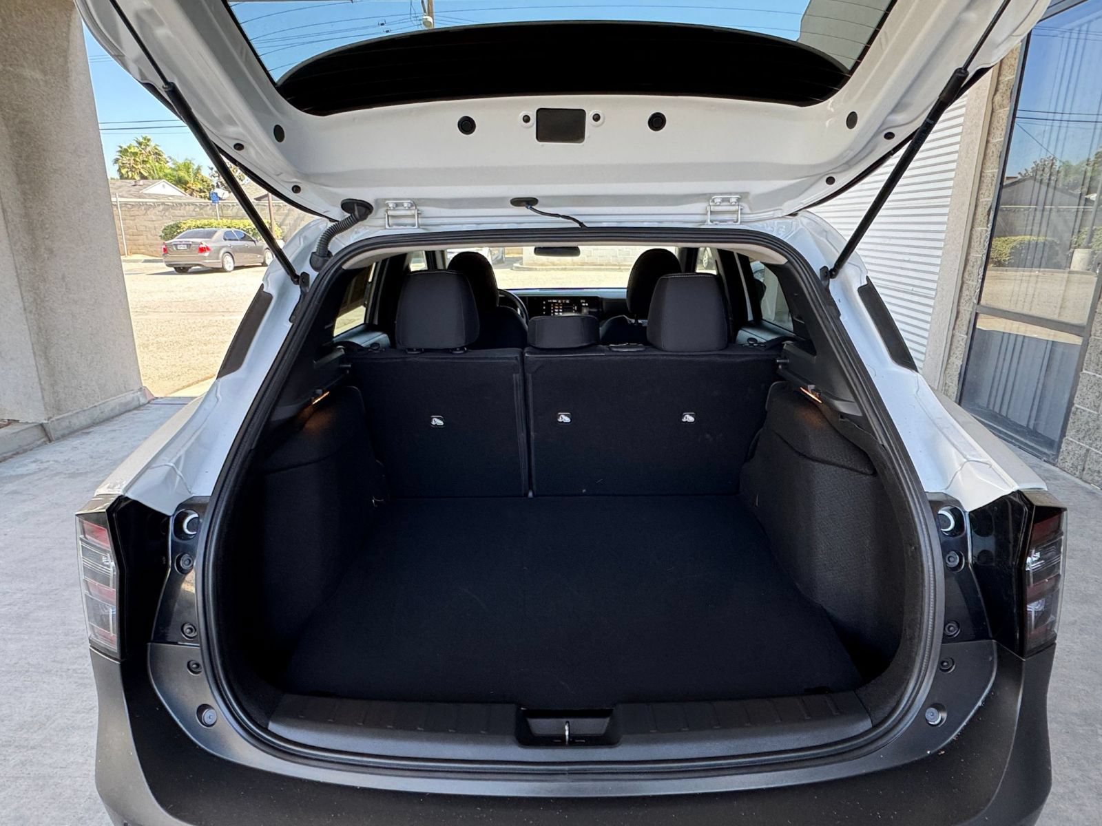 Thumbnail: 2026 Nissan Kicks - 28