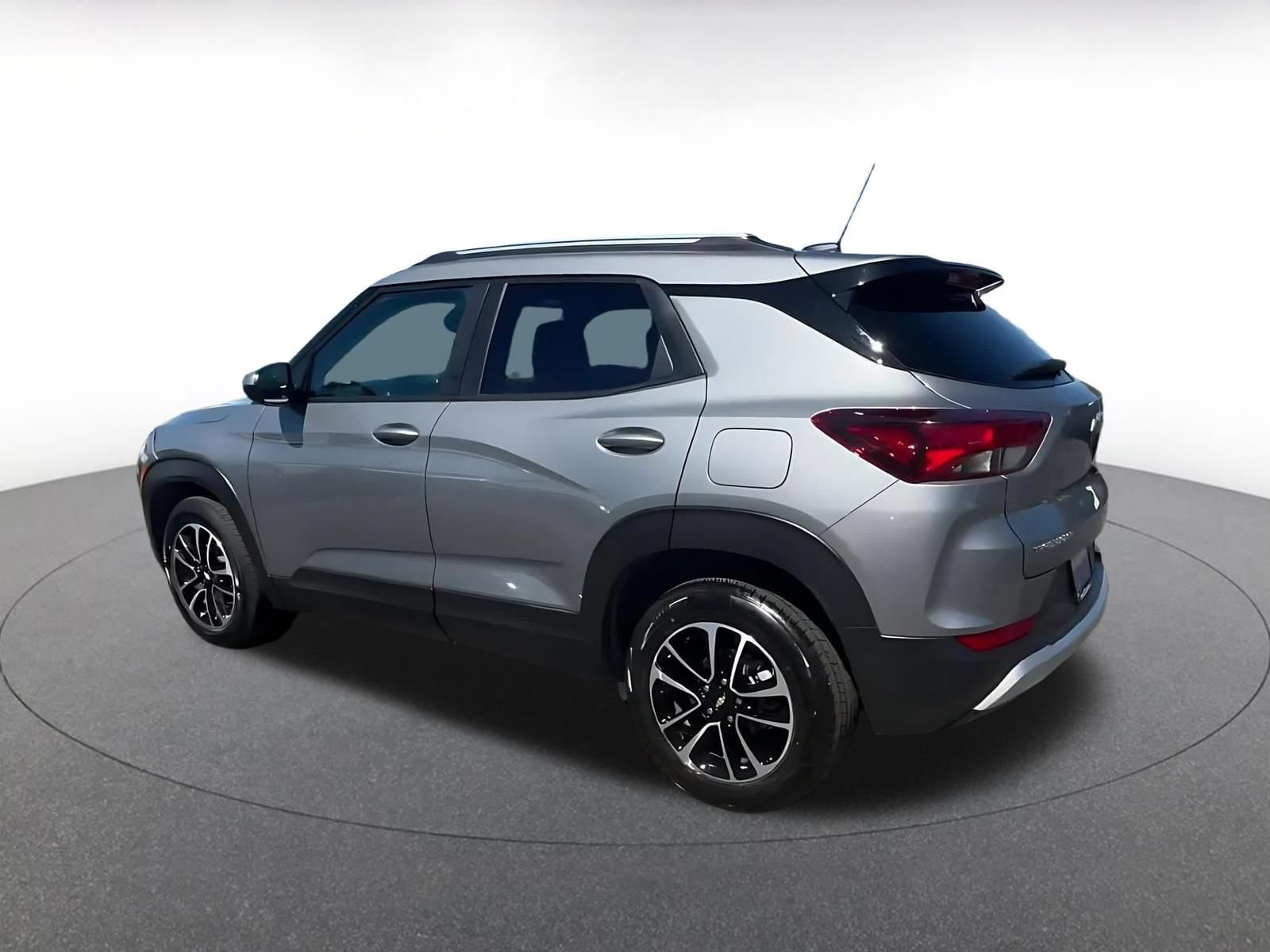Thumbnail: 2025 Chevrolet TrailBlazer - 9