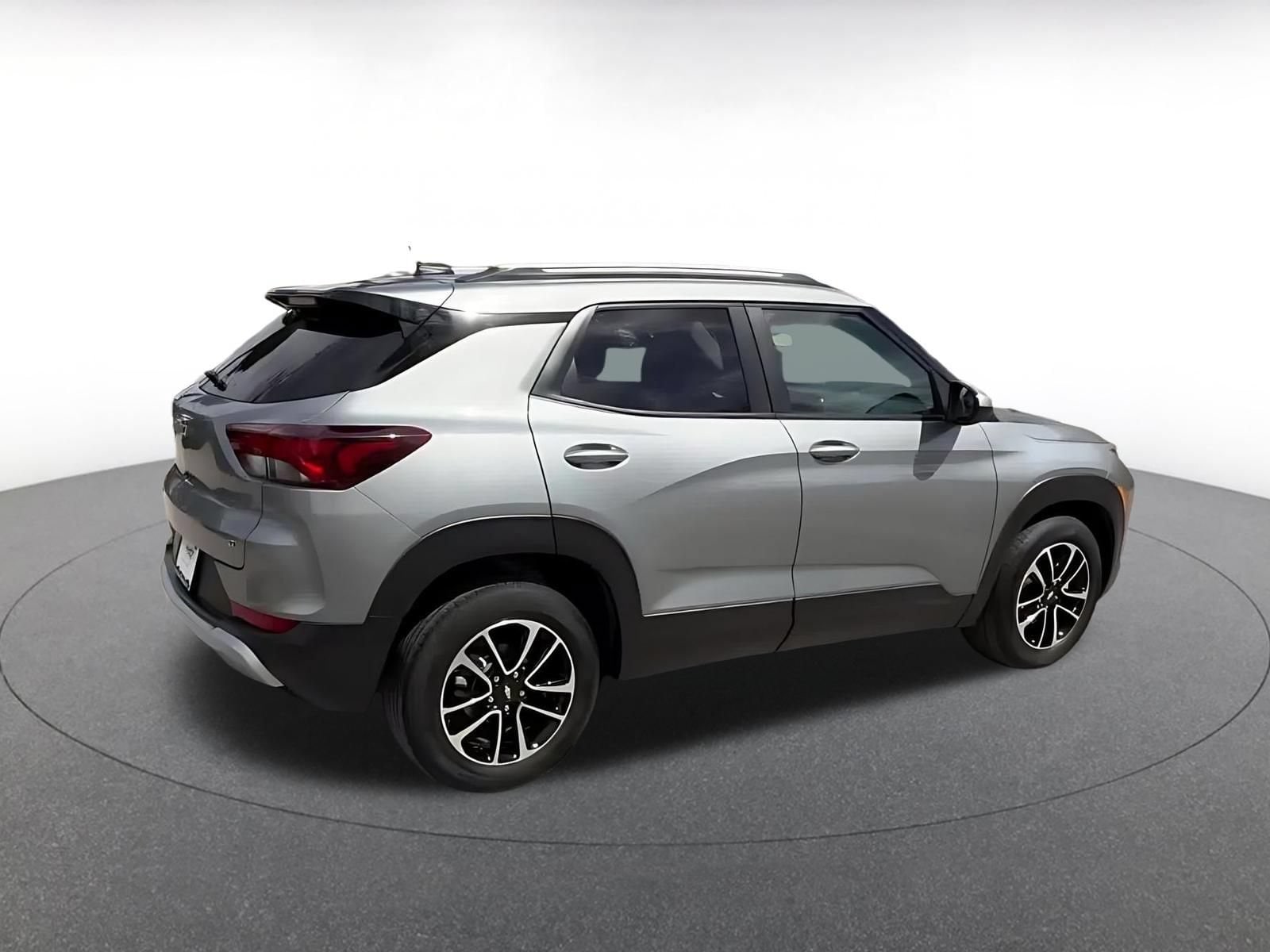 Thumbnail: 2025 Chevrolet TrailBlazer - 13