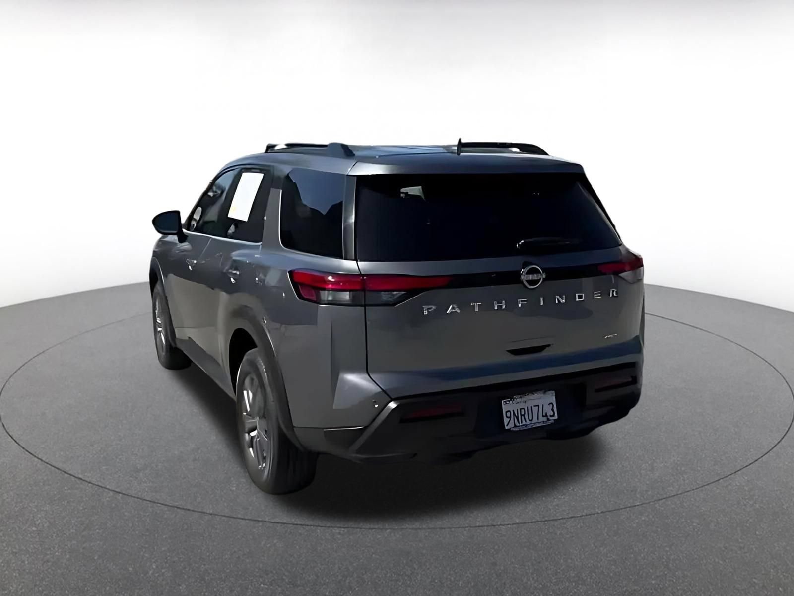 Thumbnail: 2025 Nissan Pathfinder - 10