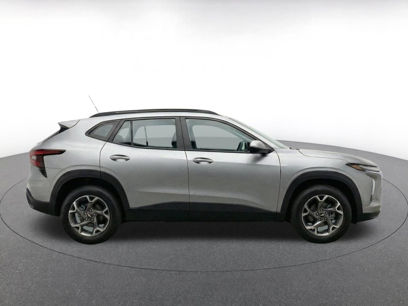 Thumbnail: 2025 Chevrolet Trax - 13