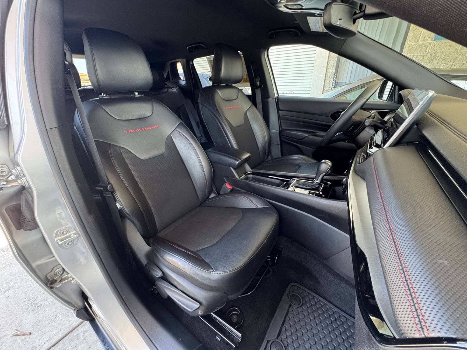 Thumbnail: 2025 Jeep Compass - 34