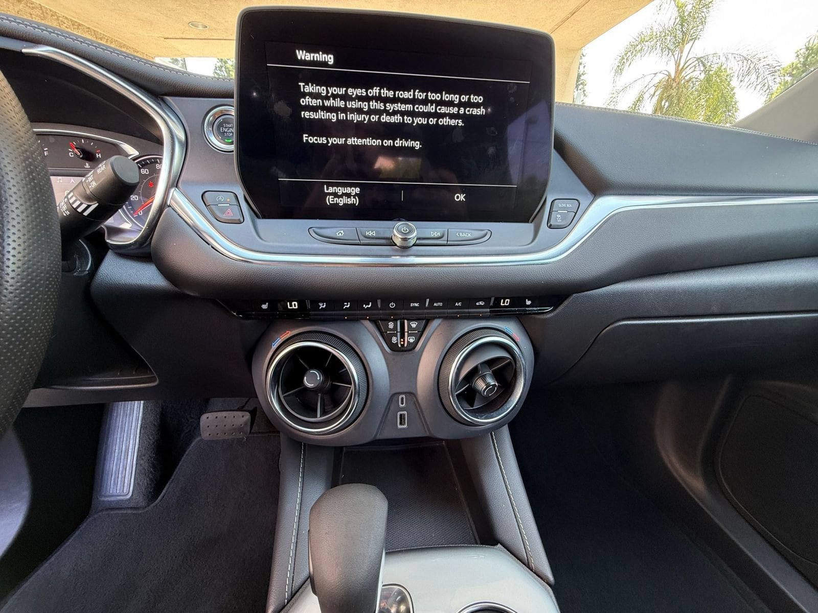 Thumbnail: 2025 Chevrolet Blazer - 16