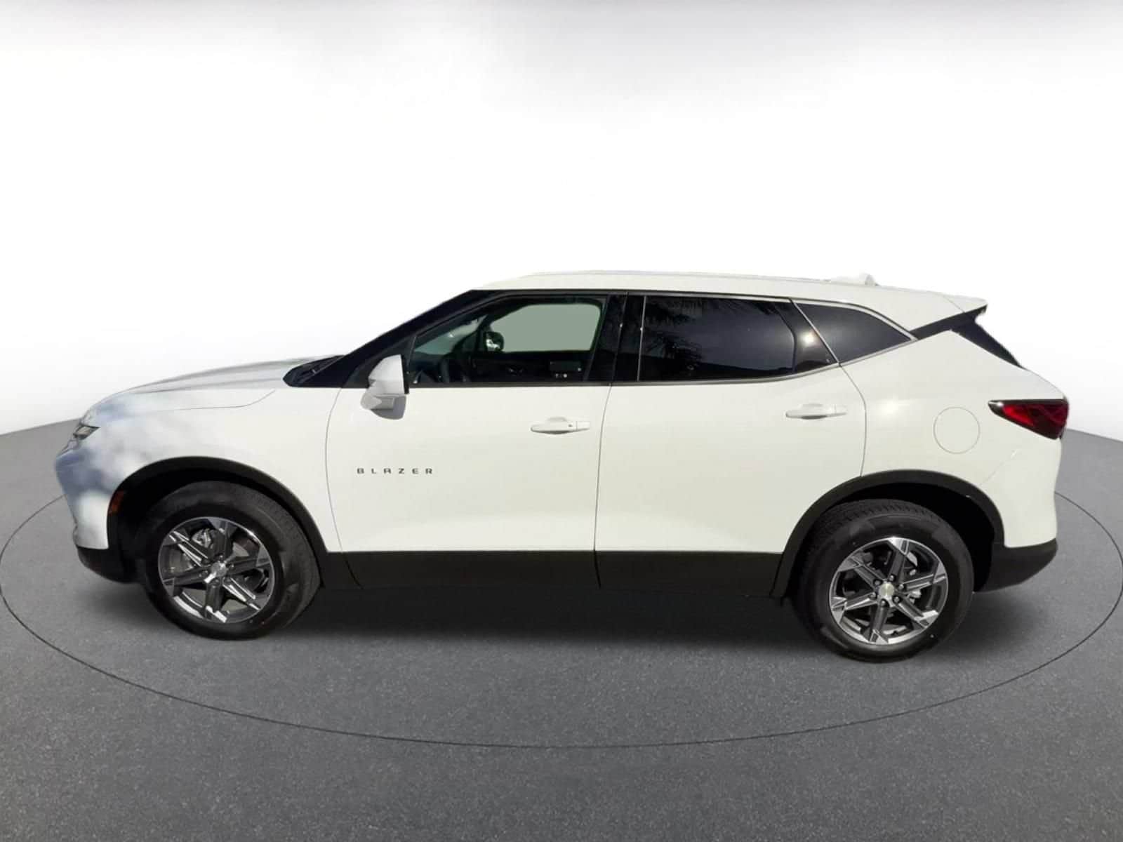 Thumbnail: 2025 Chevrolet Blazer - 8