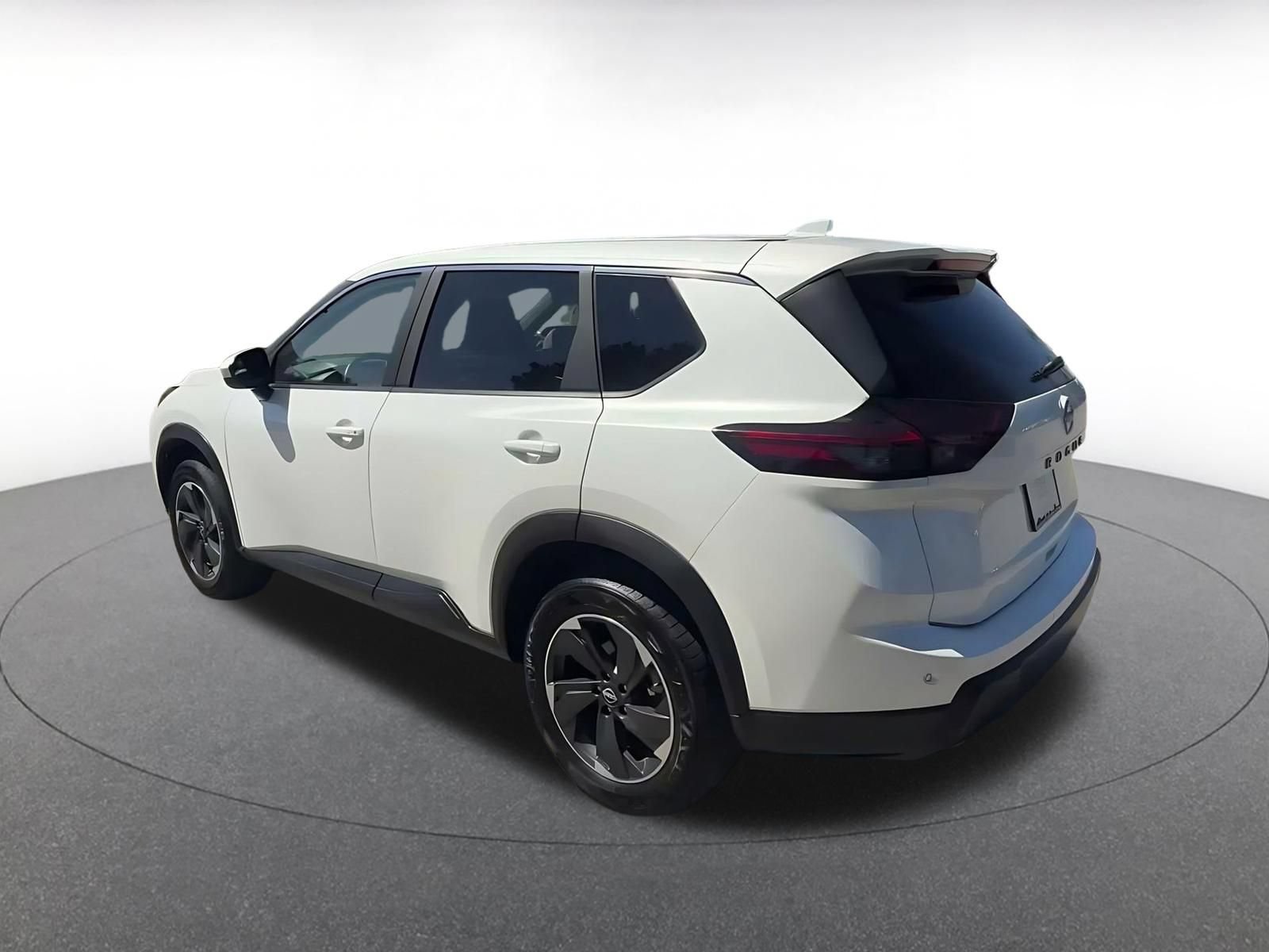Thumbnail: 2025 Nissan Rogue - 8