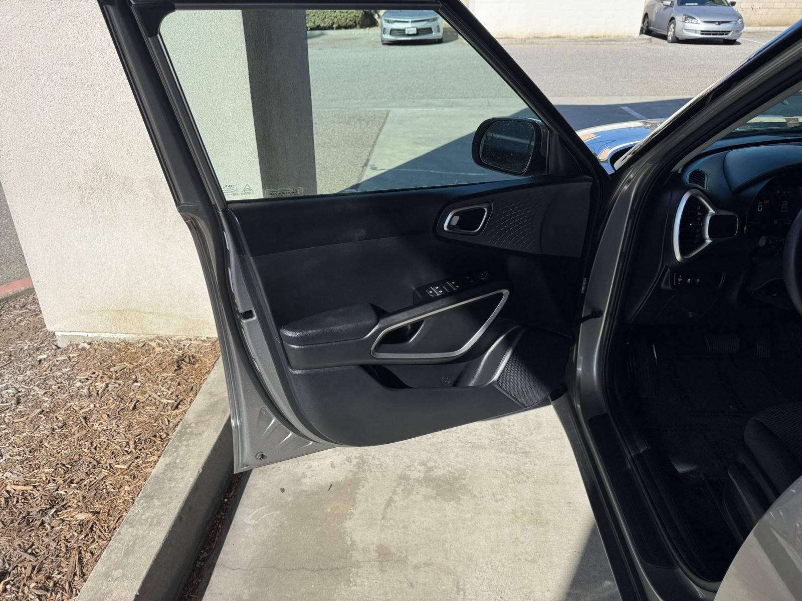 Thumbnail: 2025 Kia Soul - 18