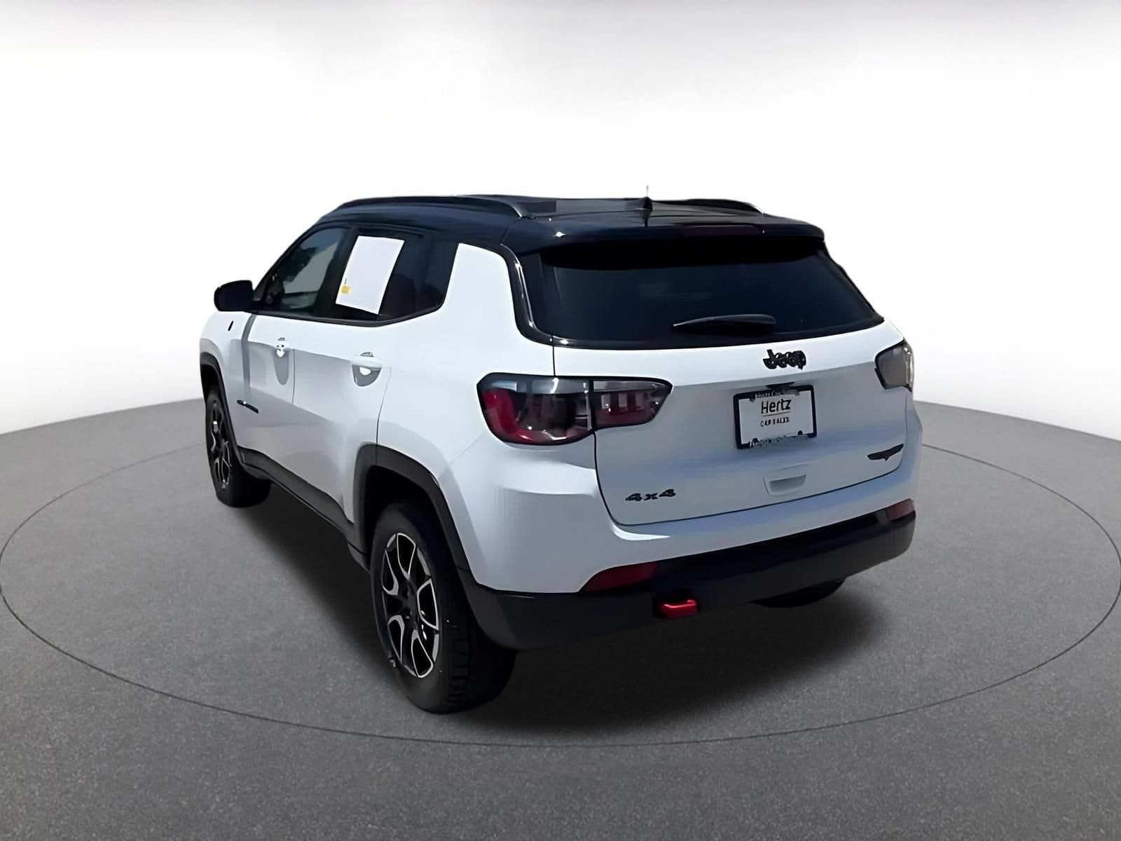 Thumbnail: 2025 Jeep Compass - 10