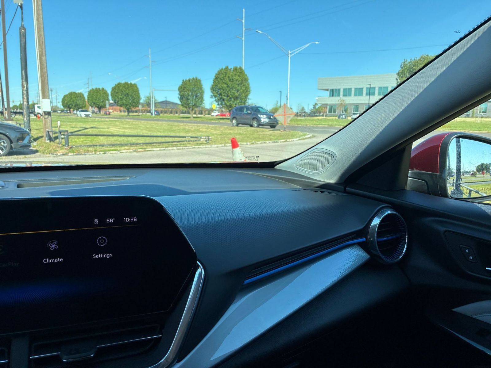 Thumbnail: 2025 Chevrolet Trax - 33