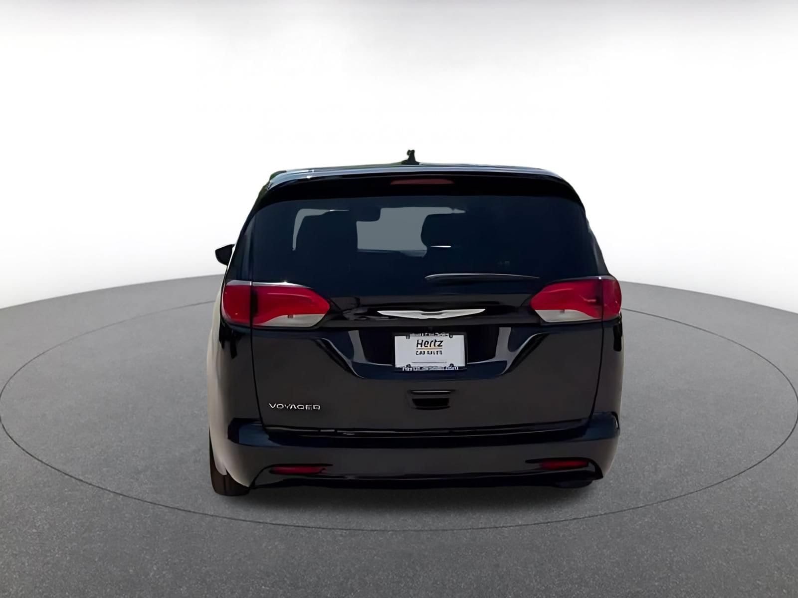 Thumbnail: 2024 Chrysler Voyager - 12