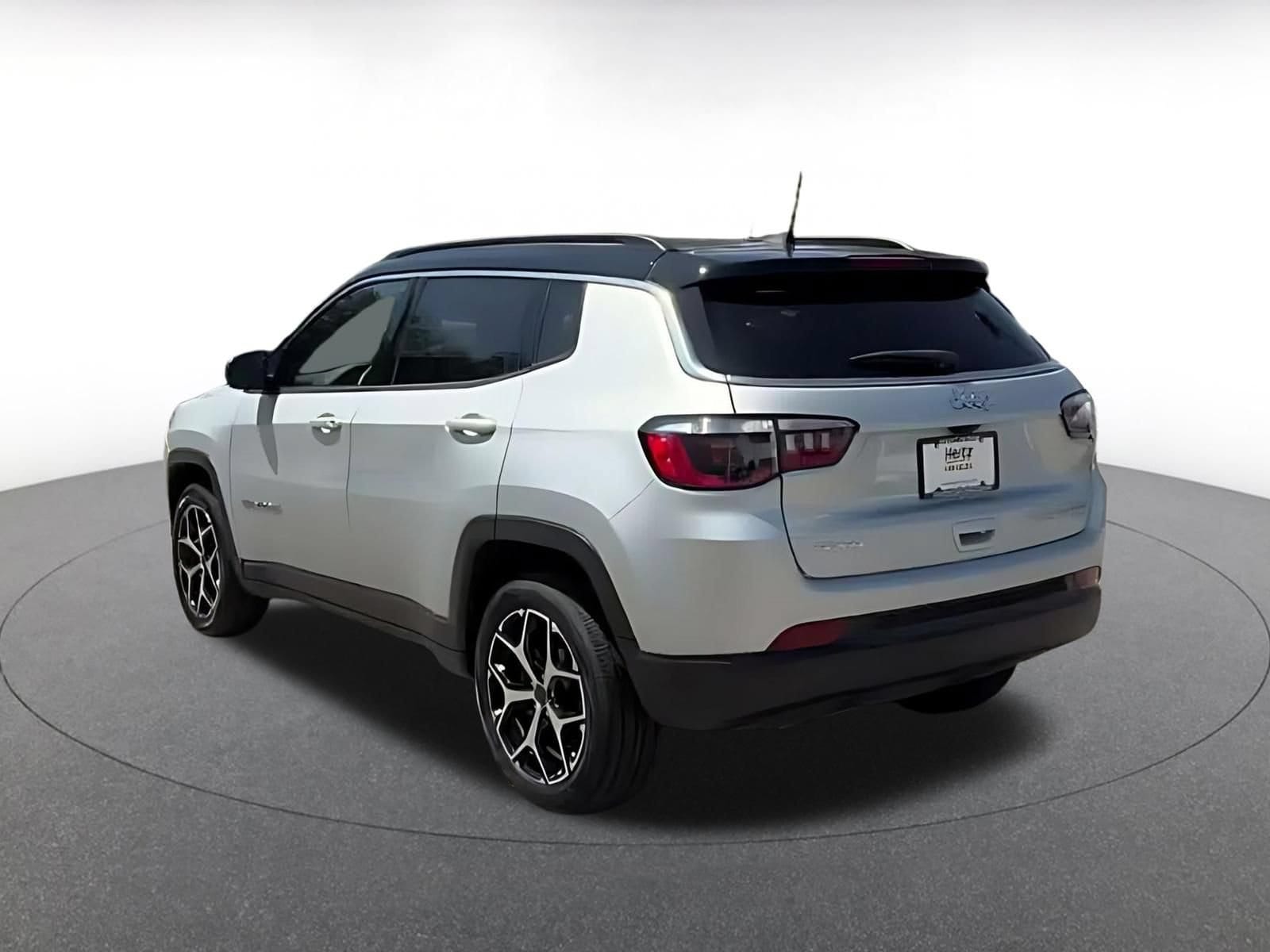 Thumbnail: 2025 Jeep Compass - 10
