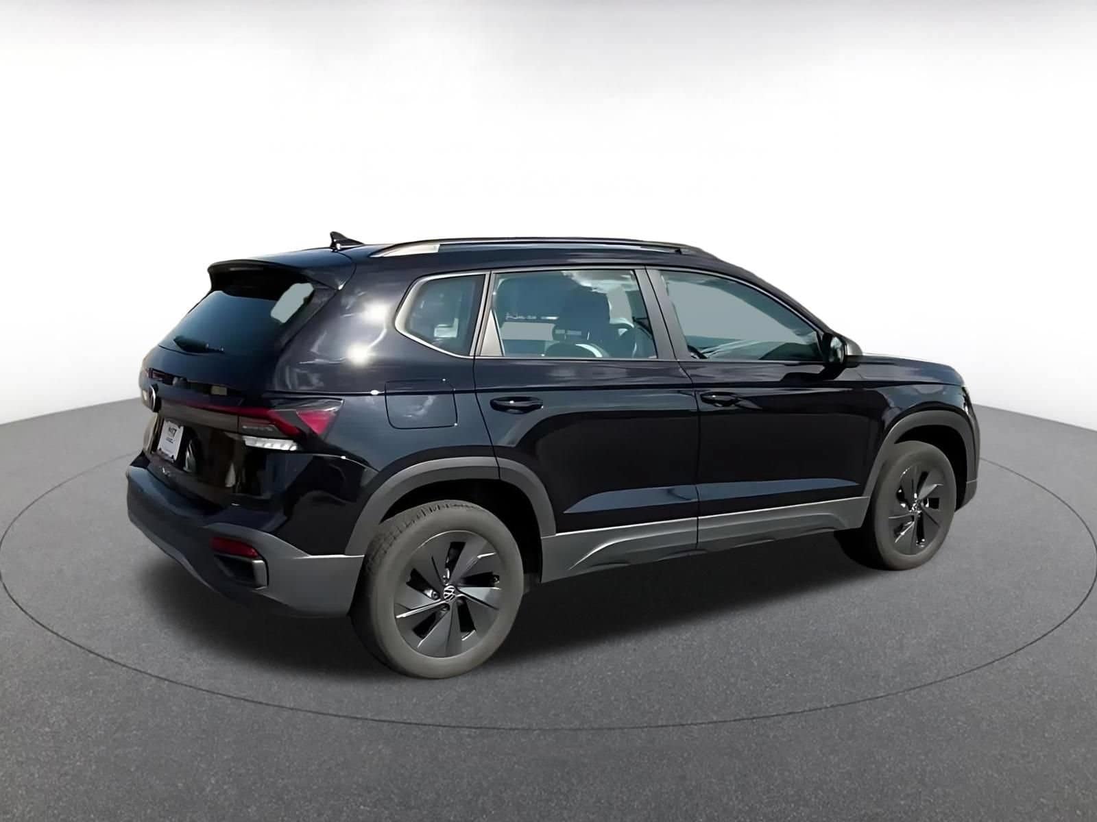 Thumbnail: 2026 Volkswagen Taos - 14