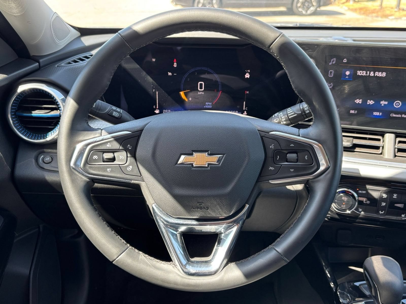 Thumbnail: 2025 Chevrolet Trax - 26