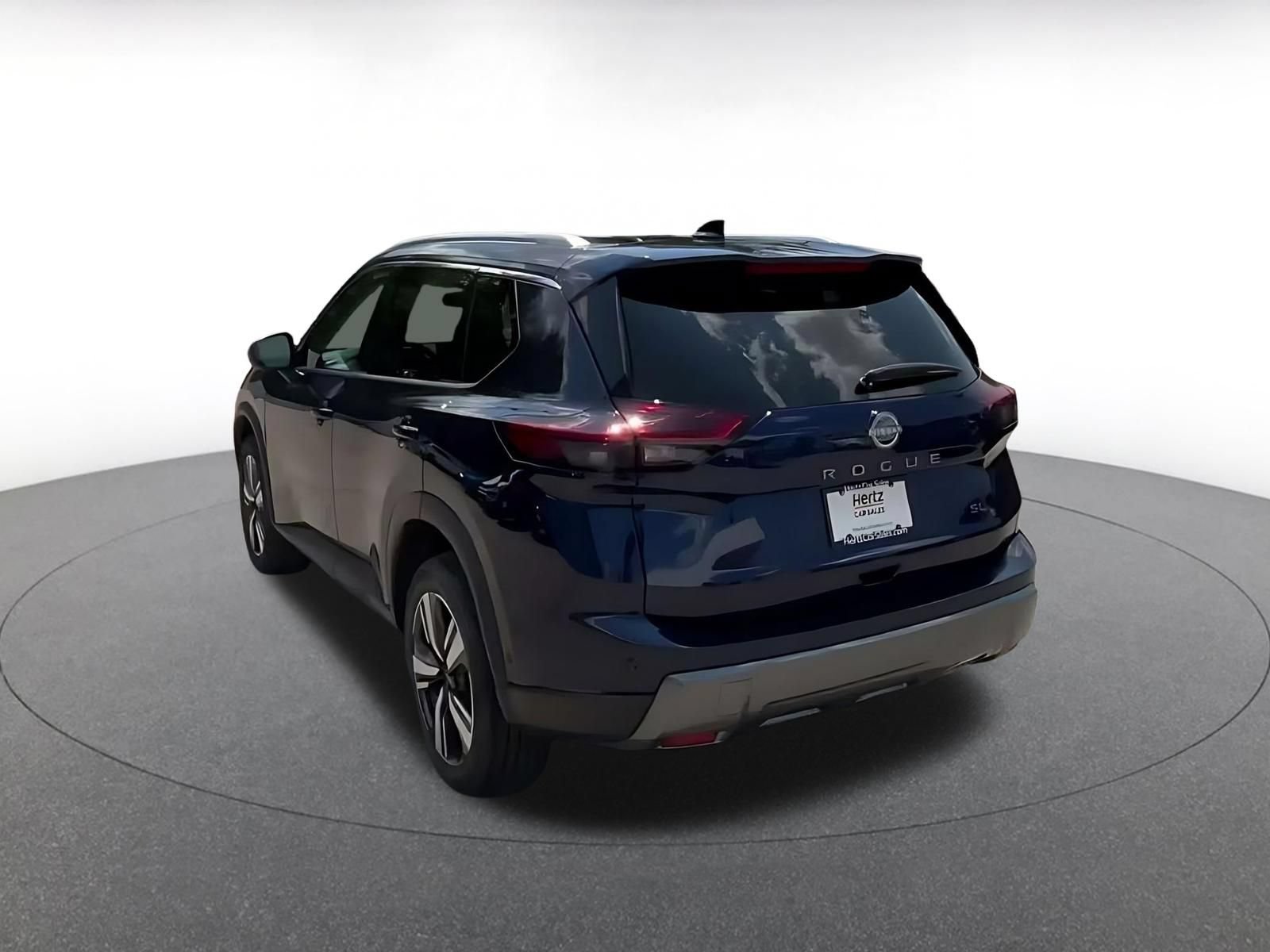 Thumbnail: 2026 Nissan Rogue - 10