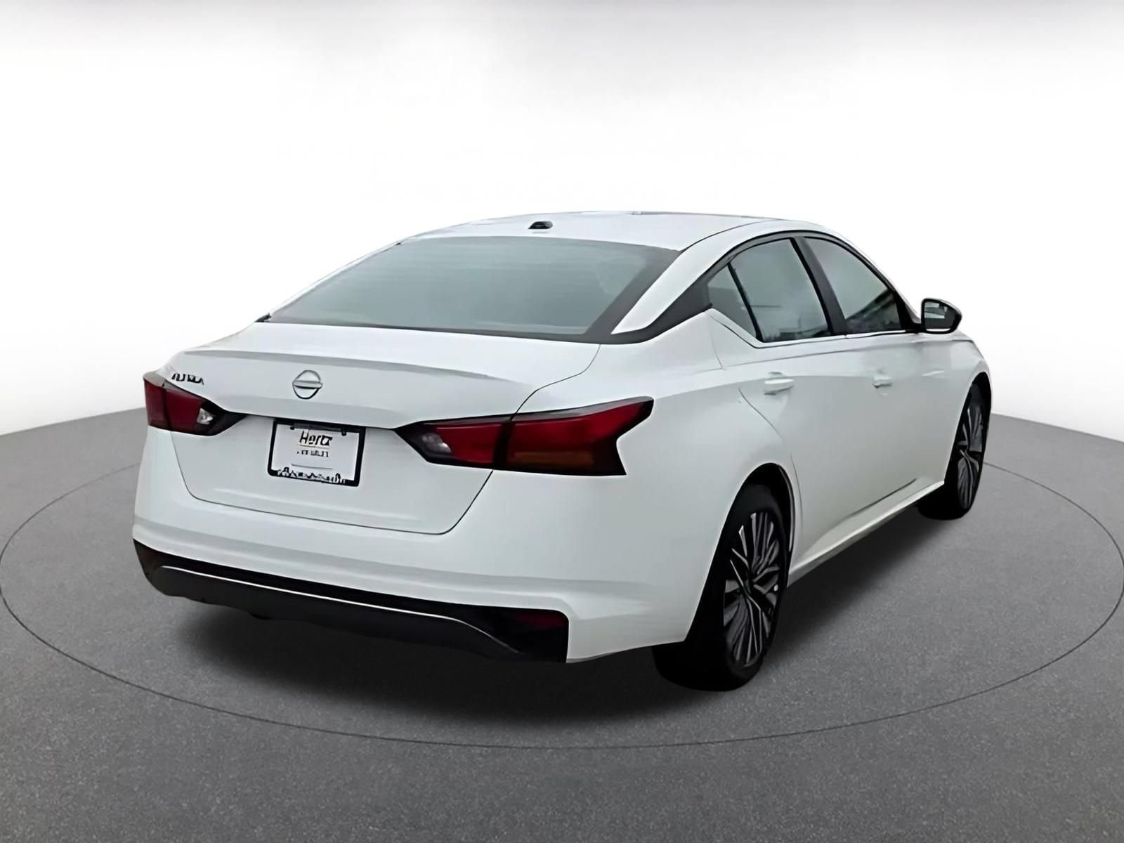 Thumbnail: 2026 Nissan Altima - 6