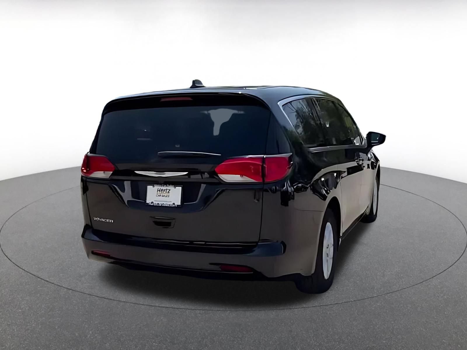 Thumbnail: 2024 Chrysler Voyager - 13