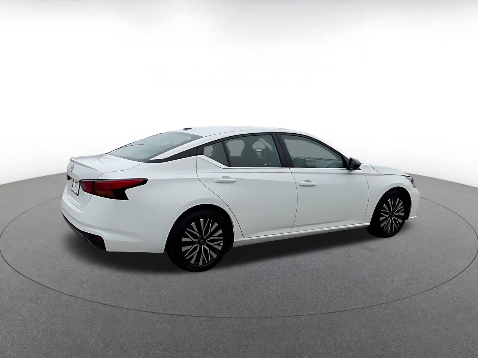 Thumbnail: 2026 Nissan Altima - 14